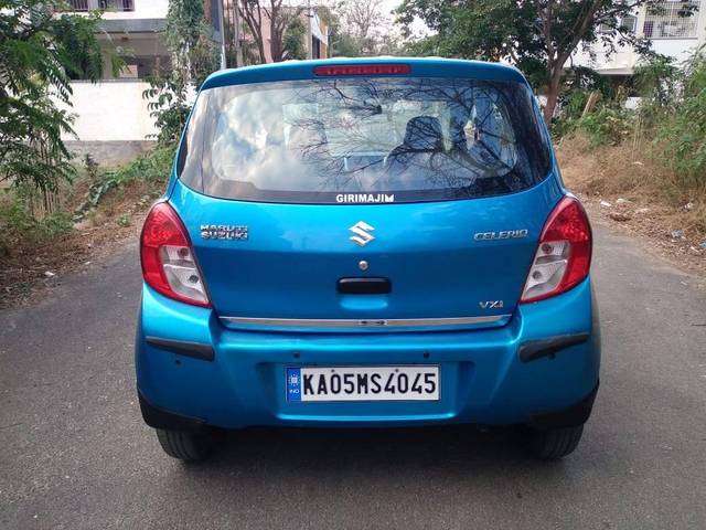 https://images10.gaadi.com/usedcar_image/4438432/original/processed_1259477fb6acd453247561277c30a088.jpg?imwidth=6402
