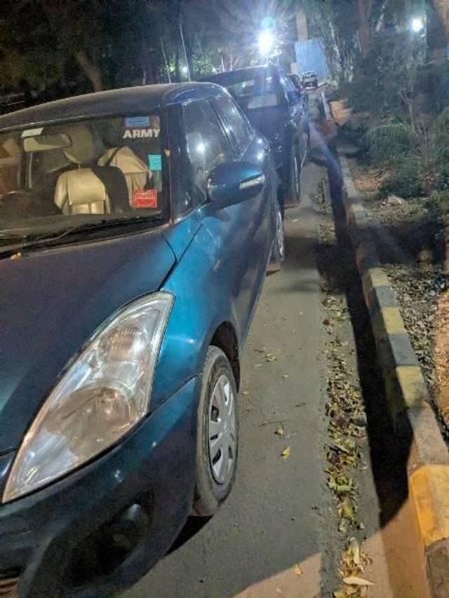 https://images10.gaadi.com/usedcar_image/4438512/original/processed_548da36d-4443-4a59-a5bd-da988d96995c.jpg?imwidth=6402