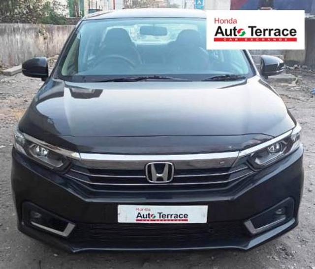 https://images10.gaadi.com/usedcar_image/4439176/original/a180f24119b6c002e6d3e1b8a1c2831b.jpg?imwidth=6400