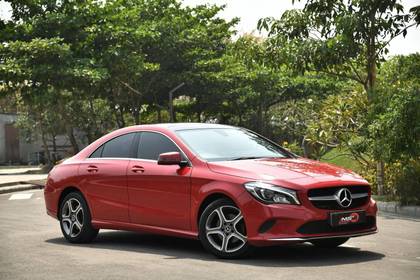 Mercedes-Benz CLA Urban Sport 200