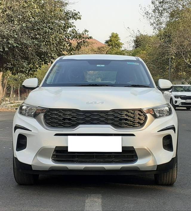 https://images10.gaadi.com/usedcar_image/4440252/original/processed_5b6410f1fff2e5d93e7da60938717956.jpg?imwidth=6400