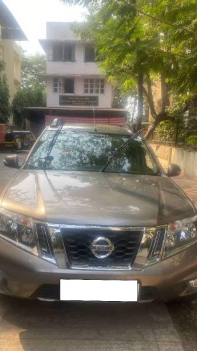 https://images10.gaadi.com/usedcar_image/4440341/original/processed_2d75d1bd-dc59-467e-9642-050e0ed06ac7.jpg?imwidth=6400