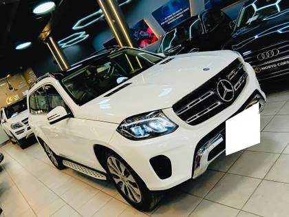 Mercedes-Benz GLS 400 4MATIC Mercedes-Benz GLS 400 4MATIC