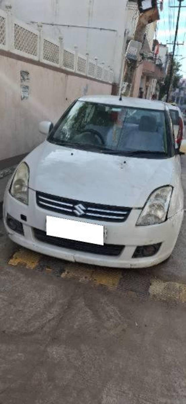 https://images10.gaadi.com/usedcar_image/4441301/original/processed_8cc6a091-d8da-4c6b-9bb0-f04312402944.jpg?imwidth=6400