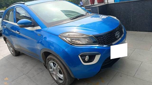 https://images10.gaadi.com/usedcar_image/4441304/original/processed_89508653-b213-409d-bf6d-3babb632951a.jpg?imwidth=6400