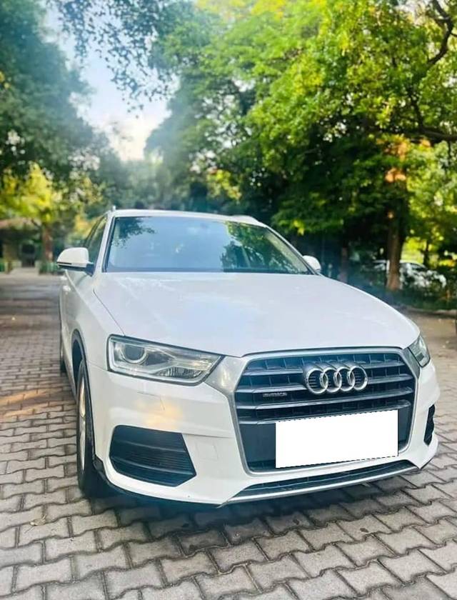 https://images10.gaadi.com/usedcar_image/4441912/original/processed_1e6711b0-8c42-4ed7-a63a-e3eeed06c464.jpg?imwidth=6402