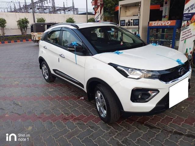 https://images10.gaadi.com/usedcar_image/4442221/original/processed_ed4a4f7c-74f7-4763-836e-4a7bf8ef4dca.jpeg?imwidth=6400