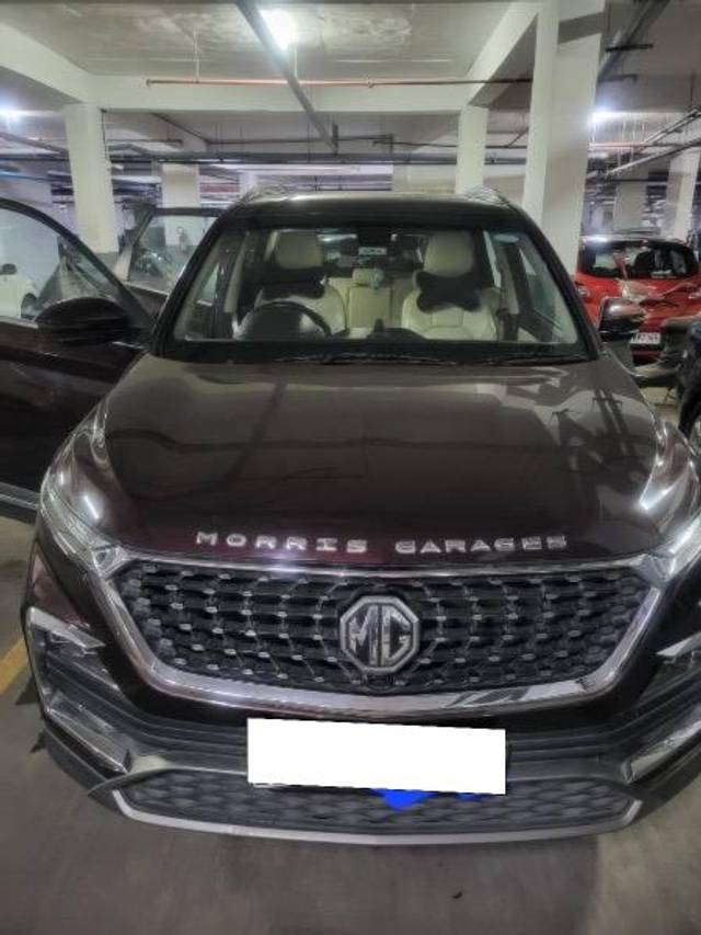 https://images10.gaadi.com/usedcar_image/4442396/original/processed_64aaf08b-0487-4f19-92bb-86fcfb267d9c.jpeg?imwidth=6400