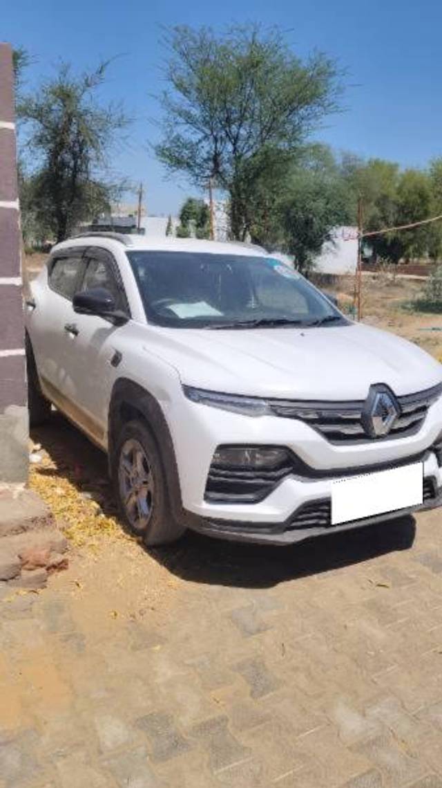 https://images10.gaadi.com/usedcar_image/4442602/original/processed_950b226c-89f8-41af-b875-5f7be6c9d084.jpg?imwidth=6400