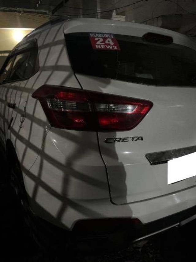 https://images10.gaadi.com/usedcar_image/4443306/original/processed_fe7a8515-36be-456a-811a-2e4a9e069fcd.jpeg?imwidth=6402