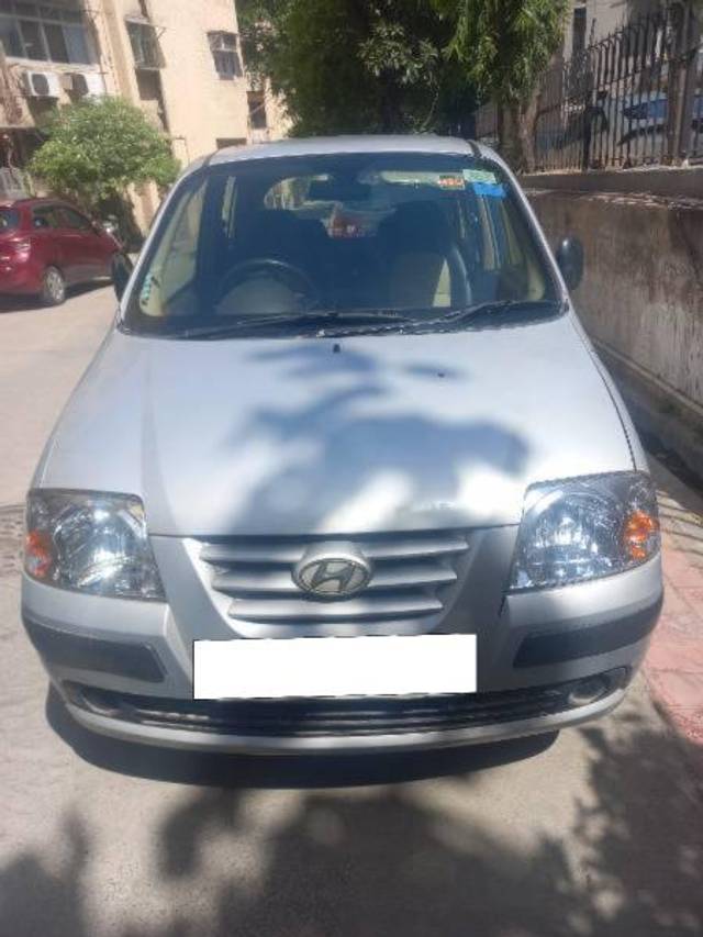 https://images10.gaadi.com/usedcar_image/4443663/original/processed_7b5694c7-69cc-4431-854d-c9040e0efd45.jpg?imwidth=6400