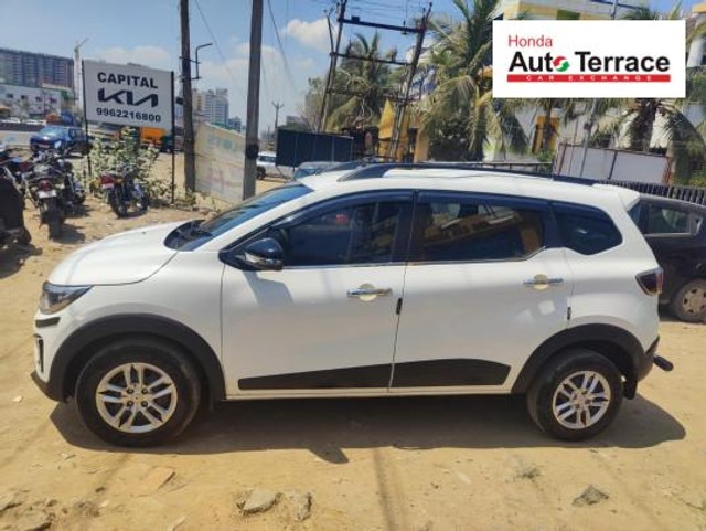 Second-hand 2023 Renault Triber RXT BSVI for sale in Tiruchirappalli-3