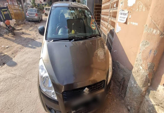https://images10.gaadi.com/usedcar_image/4444520/original/3b8fb288-5c24-4113-91fe-7c691bf75c4a.?imwidth=6402