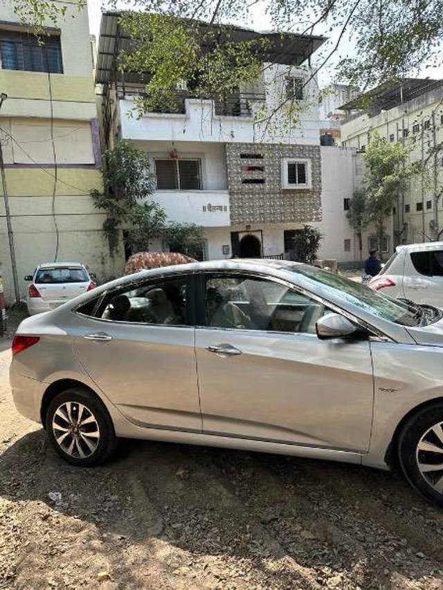 https://images10.gaadi.com/usedcar_image/4444573/original/processed_e627e6e2-ec9d-47e7-84d8-e1bf056ca52b.jpeg?imwidth=6400