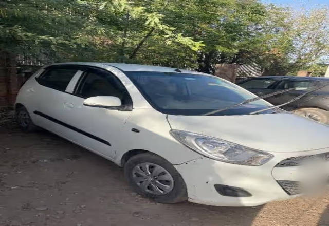 https://images10.gaadi.com/usedcar_image/4444644/original/179de35c-aafb-49e0-b18b-eef439235a73.?imwidth=6400