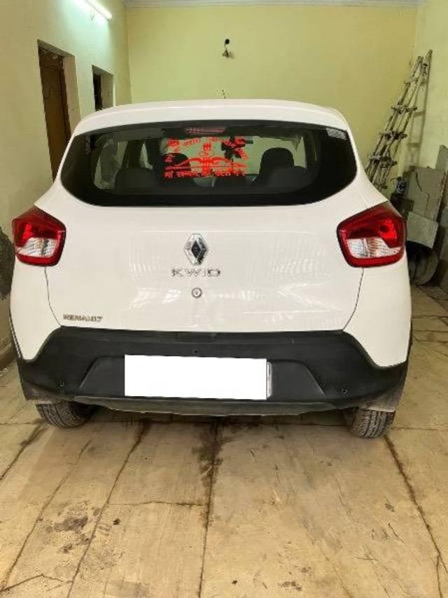 https://images10.gaadi.com/usedcar_image/4445119/original/processed_10fd660b-de94-4d35-8bf4-ae1df59c128c.jpg?imwidth=6401