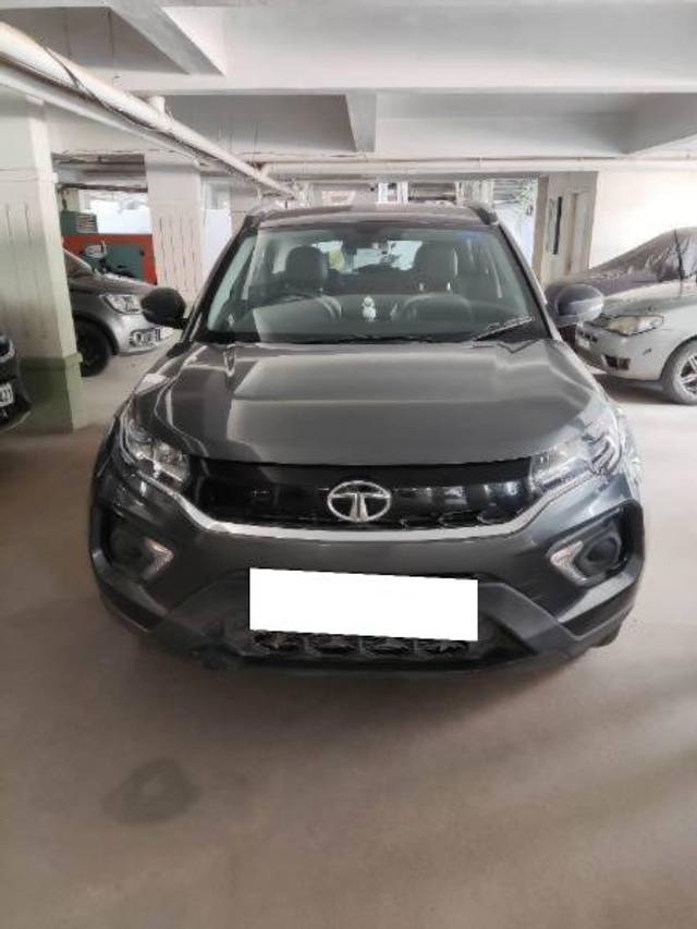 https://images10.gaadi.com/usedcar_image/4445384/original/processed_58c652be-ad1b-426f-a841-9ec5d90acdae.jpg?imwidth=6400
