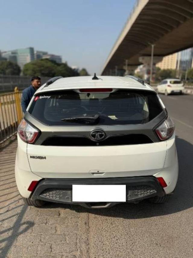 https://images10.gaadi.com/usedcar_image/4445400/original/processed_69d46b3c-61d3-4186-bdf8-a1e391a82792.jpeg?imwidth=6400
