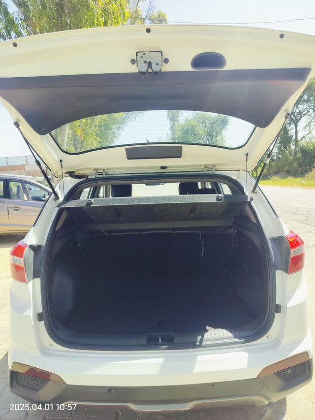 Second-hand 2017 Hyundai Creta 1.4 CRDi S for sale in Fatehabad-8