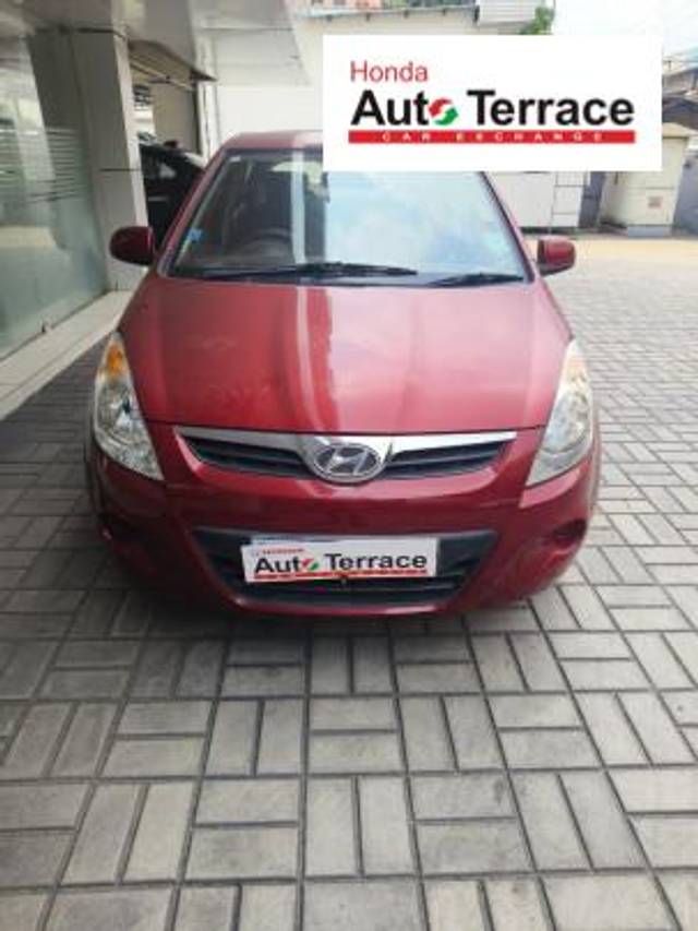 https://images10.gaadi.com/usedcar_image/4446066/original/a2f06621aa5b111765ec00b9fd0636db.JPG?imwidth=6400