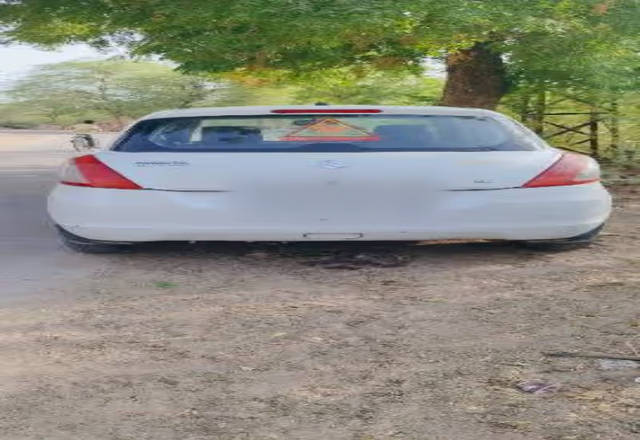 https://images10.gaadi.com/usedcar_image/4446366/original/0cca0956-fd4e-4918-ace3-c2ce2eeea2c0.?imwidth=6400