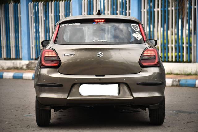 https://images10.gaadi.com/usedcar_image/4446785/original/processed_12e3623966f24021580097830b056ef5.jpg?imwidth=6402