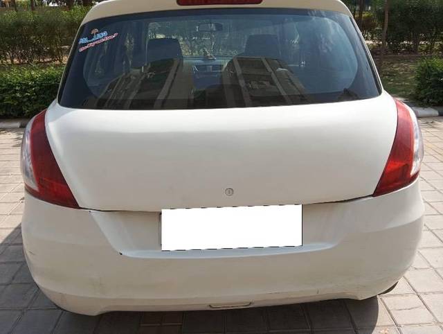 https://images10.gaadi.com/usedcar_image/4447193/original/processed_0c90cda5-f9a7-4391-9046-a28bb0377b00.jpeg?imwidth=6402