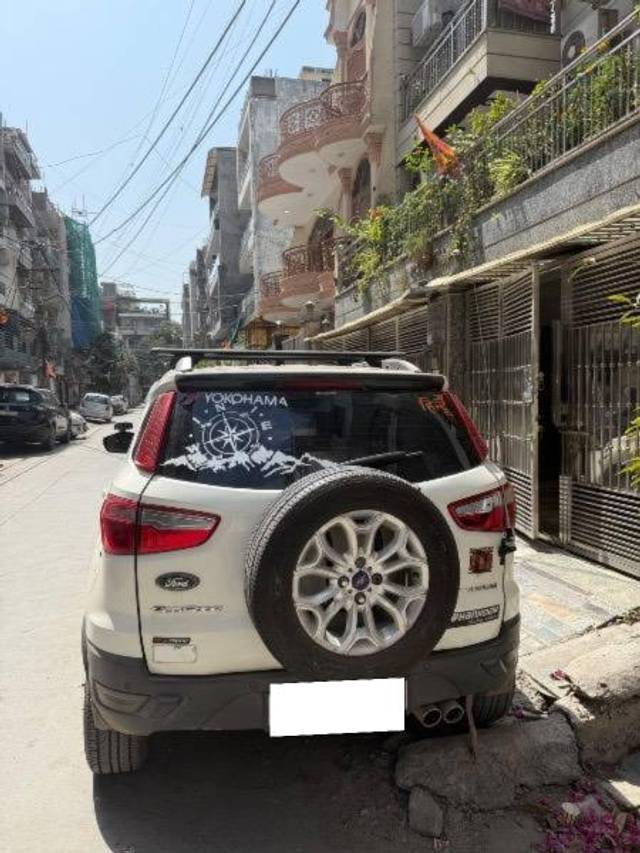 https://images10.gaadi.com/usedcar_image/4447844/original/processed_94a4bebb-c1a7-47d0-ae78-144ee6f8025d.jpeg?imwidth=6401