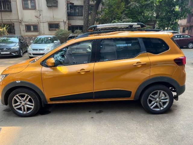 https://images10.gaadi.com/usedcar_image/4448015/original/processed_f89c2728-c5cf-4e19-870f-b3f3b07f5213.jpg?imwidth=6402