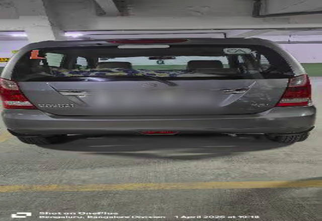 https://images10.gaadi.com/usedcar_image/4448177/original/9555385f-4b49-47ce-baeb-b0e56c9db843.?imwidth=6402