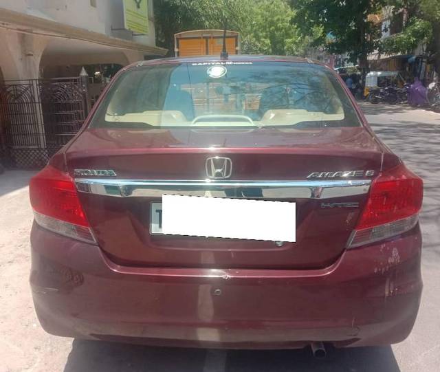 https://images10.gaadi.com/usedcar_image/4448441/original/processed_16be071be5d0bffe312bc455218c2d4c.jpg?imwidth=6401