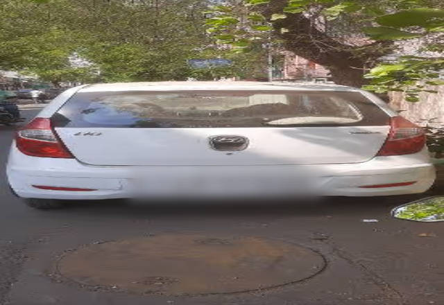 https://images10.gaadi.com/usedcar_image/4448753/original/c5ae59b8-d58e-449d-8f57-8e1d85eebe70.?imwidth=6400