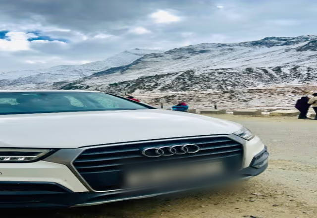 https://images10.gaadi.com/usedcar_image/4448912/original/55322998-34dd-4857-8eb9-fcb0589f0a69.?imwidth=6402