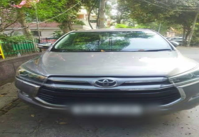https://images10.gaadi.com/usedcar_image/4449071/original/879141fe-353b-4bda-a2cd-2c7e3cf5a8fb.?imwidth=6400