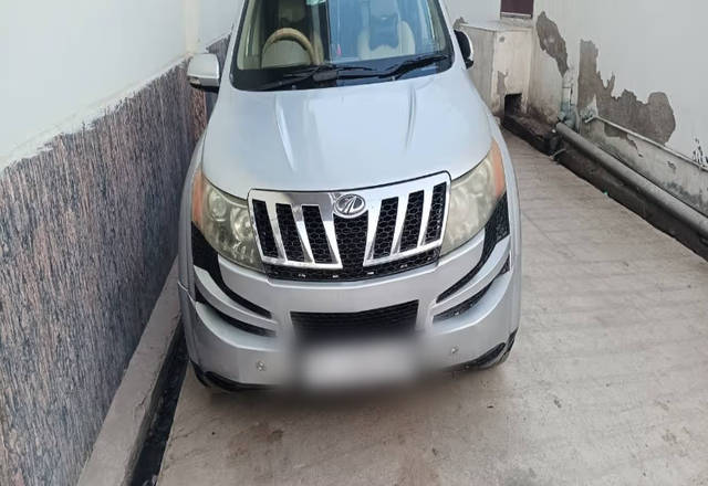 https://images10.gaadi.com/usedcar_image/4449095/original/004cee78-8aee-4c60-9084-2c9fee83dd60.?imwidth=6400
