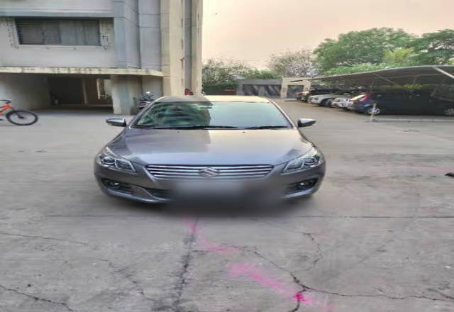 https://images10.gaadi.com/usedcar_image/4449252/original/b5f235c8-f77f-4249-886c-25ebbb7ecbd9.?imwidth=6400