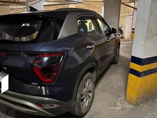 https://images10.gaadi.com/usedcar_image/4449686/original/processed_2c66ba73-fb30-4ad1-8cdf-3defd47866f6.jpg?imwidth=6401