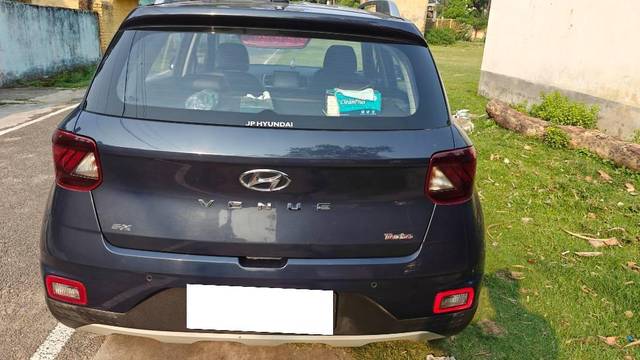 https://images10.gaadi.com/usedcar_image/4449793/original/processed_374a22ab-c6df-4e85-9dcd-78890751504f.jpg?imwidth=6401