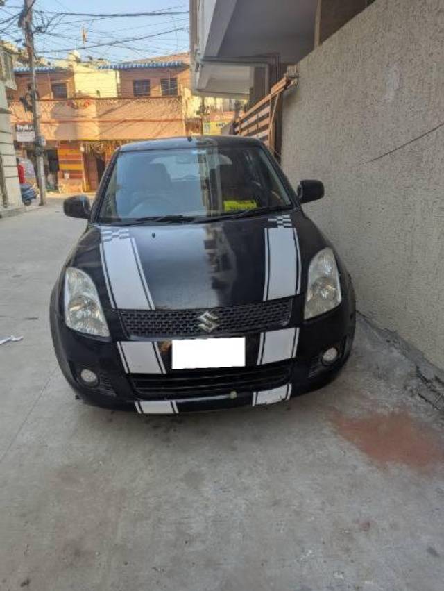https://images10.gaadi.com/usedcar_image/4449854/original/processed_d775b5ce-c627-438c-80cc-322f4342d175.jpg?imwidth=6400