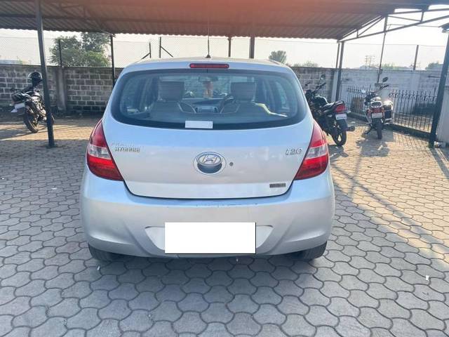 https://images10.gaadi.com/usedcar_image/4450153/original/processed_70a223c5-da46-44a3-b9d8-ea84e22c7dc6.jpg?imwidth=6401