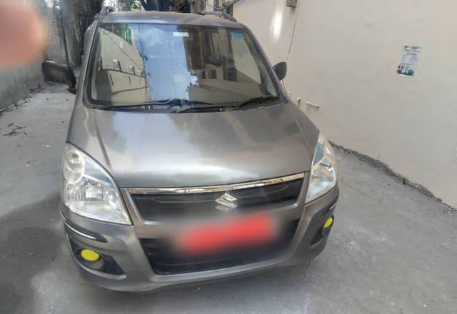 https://images10.gaadi.com/usedcar_image/4450306/original/80cb1c5b-c9d0-431a-b30d-af6aa7e837fa.?imwidth=6400