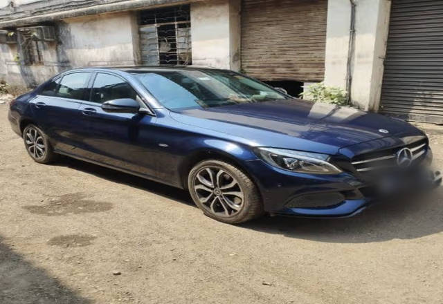 https://images10.gaadi.com/usedcar_image/4450704/original/4b7662c0-d6d0-4682-95c2-5f43ebd87768.?imwidth=6400