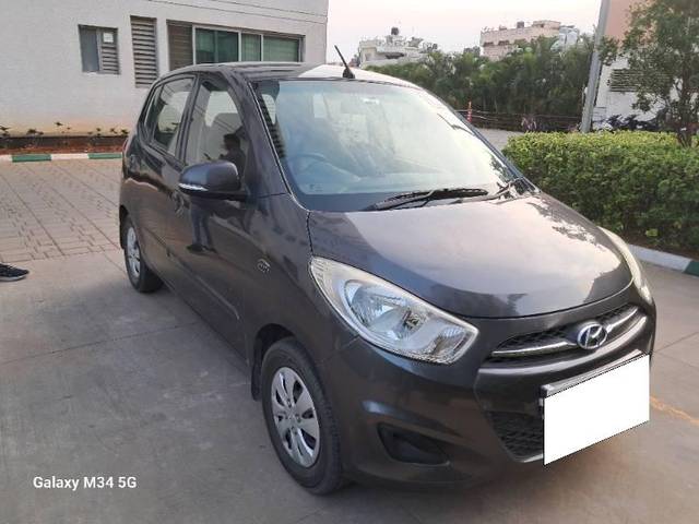 https://images10.gaadi.com/usedcar_image/4450956/original/processed_cf2bdbf5-910b-4b75-908c-912cc6a420a5.jpg?imwidth=6400