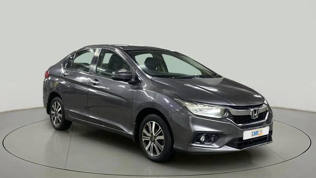 https://images10.gaadi.com/usedcar_image/4451264/original/3c8dd8756c7e3f850976111ad1a2880a.jpg?imwidth=6400