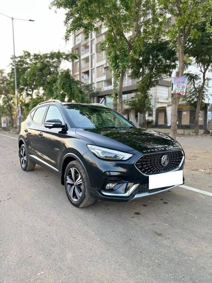 MG Astor Smart MT