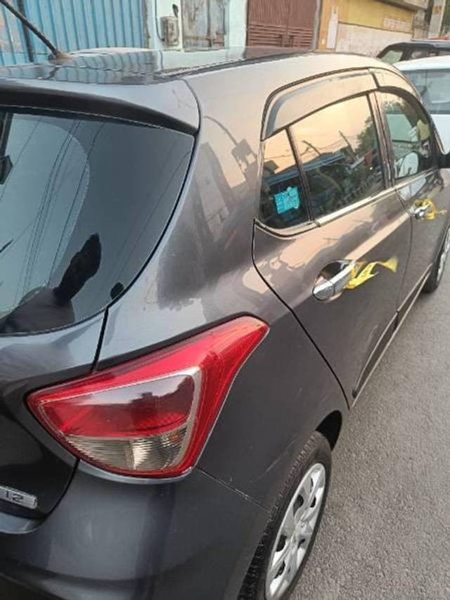 https://images10.gaadi.com/usedcar_image/4451900/original/processed_098c9e73-90a2-44f4-8eca-fb95d251f0cf.jpg?imwidth=6400