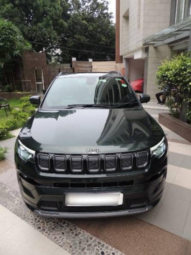 https://images10.gaadi.com/usedcar_image/4452159/original/processed_cdb3586f-a854-4507-96a5-3f6f97407fdf.jpeg?imwidth=6400