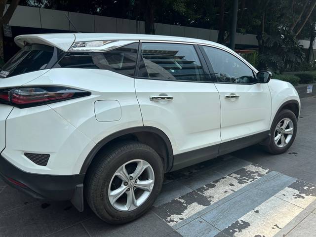 https://images10.gaadi.com/usedcar_image/4452259/original/processed_1aceb8d5-be17-4007-935f-d6395bc80593.jpeg?imwidth=6401