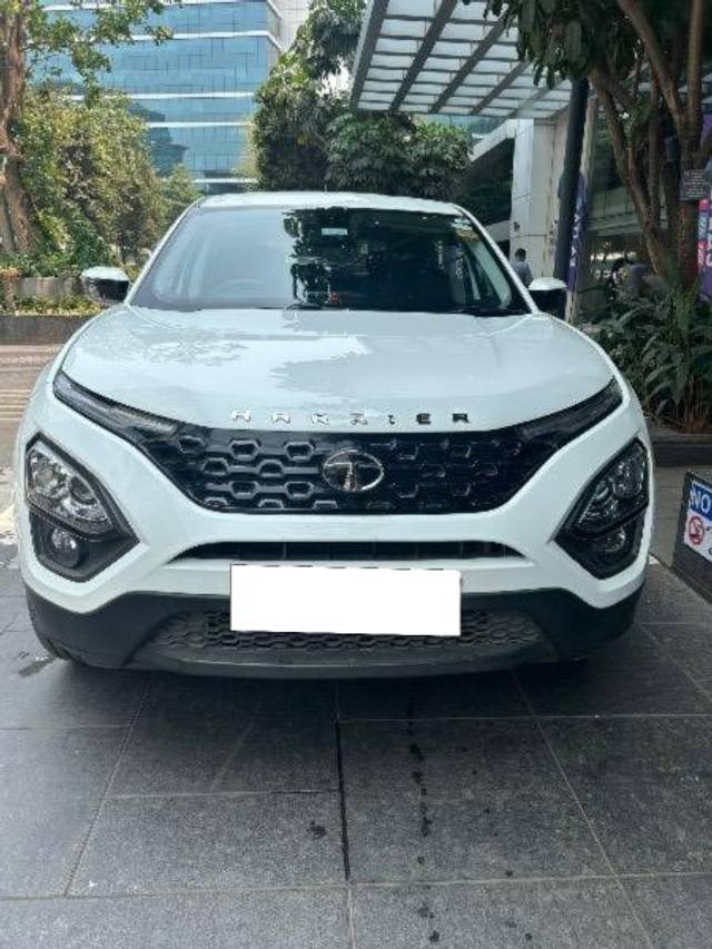 https://images10.gaadi.com/usedcar_image/4452262/original/processed_9284698d-e86b-4aea-af2d-6a970aa613aa.jpeg?imwidth=6400