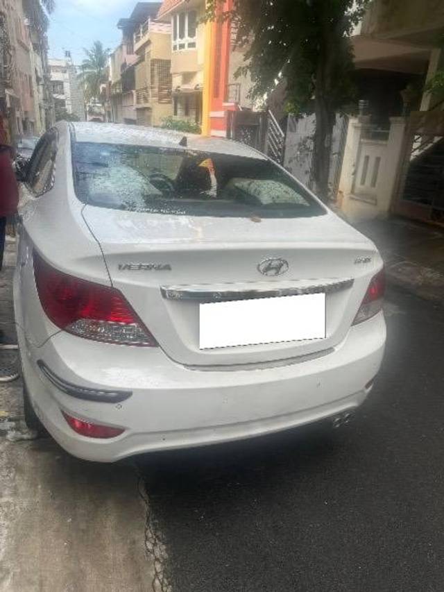 https://images10.gaadi.com/usedcar_image/4452271/original/processed_8f278dff-6fd4-4129-9ec6-80048a3ca8b0.jpeg?imwidth=6401